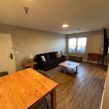 Aksarben Living-Cozy 1 Bdrm 1 Ba Apartment Omaha Exterior photo